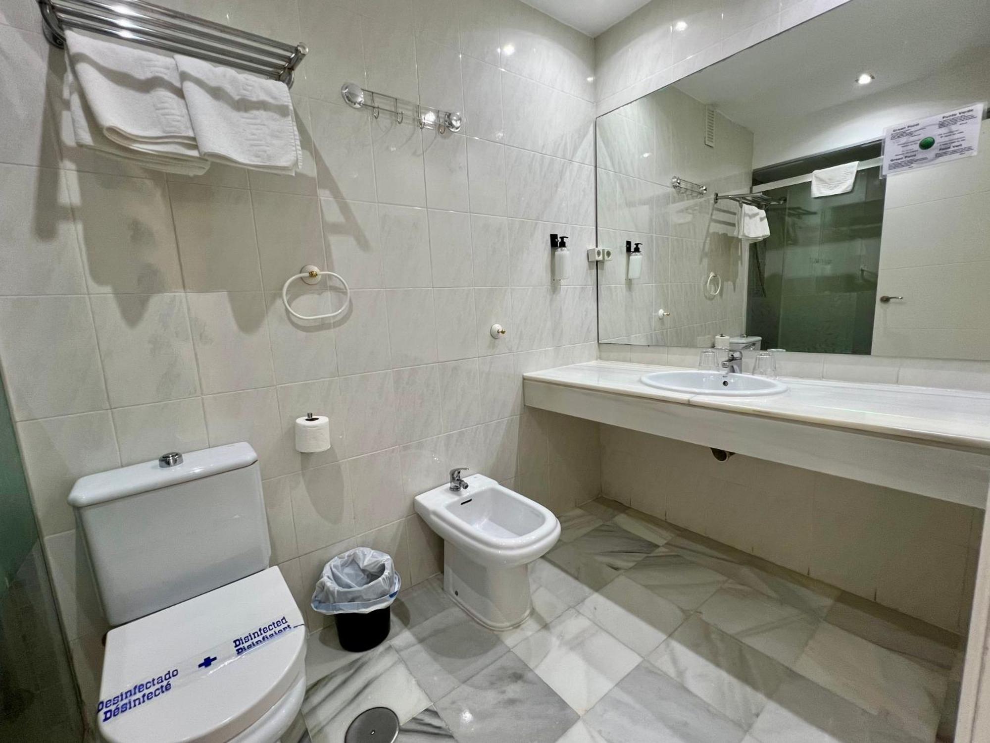 Hospederia Imar Hotel กาดิซ ภายนอก รูปภาพ